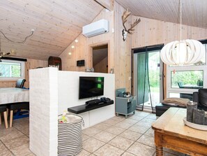 House | Interior - 4 Person Holiday Home in Oksbol (Oksbol)