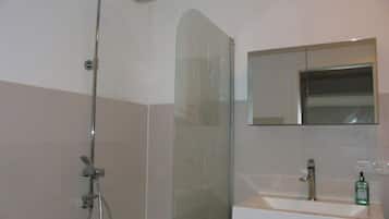 House | Bathroom