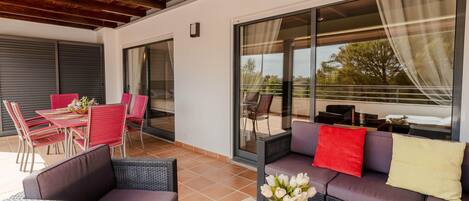 Leilighet | Oppholdsområde