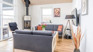 House | Living area - 6 Person Holiday Home in Tarm (Hemmet)