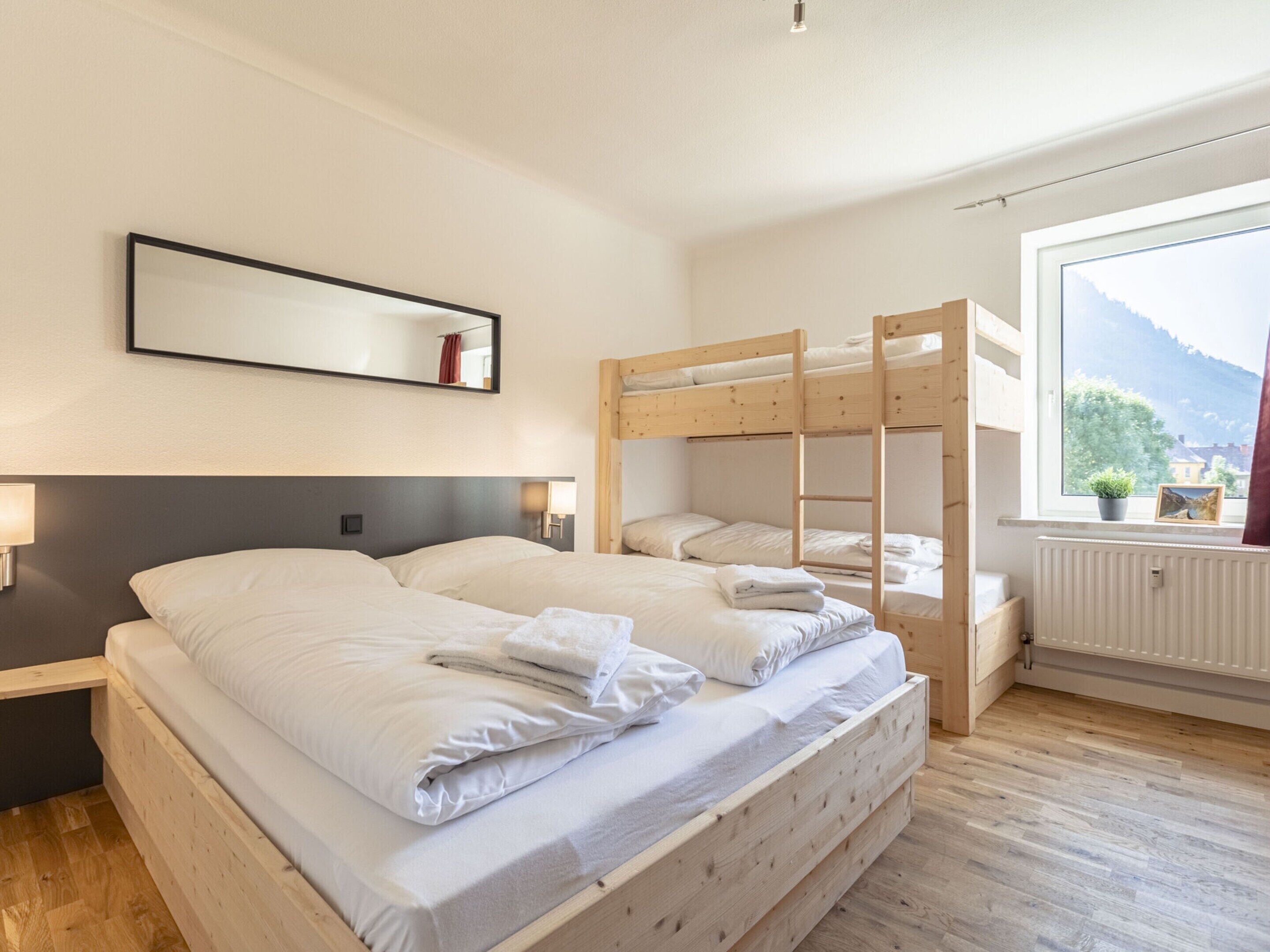 Apartment | 3 bedrooms, individually furnished