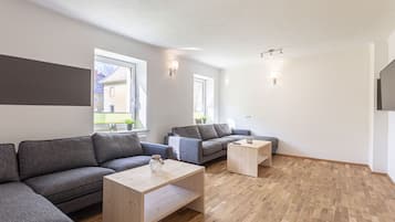 Apartment | Living area