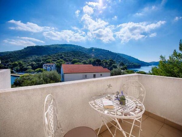 Appartement | Vue depuis l’hébergement