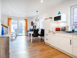 House | Private kitchen | Fridge, oven, dishwasher, coffee/tea maker