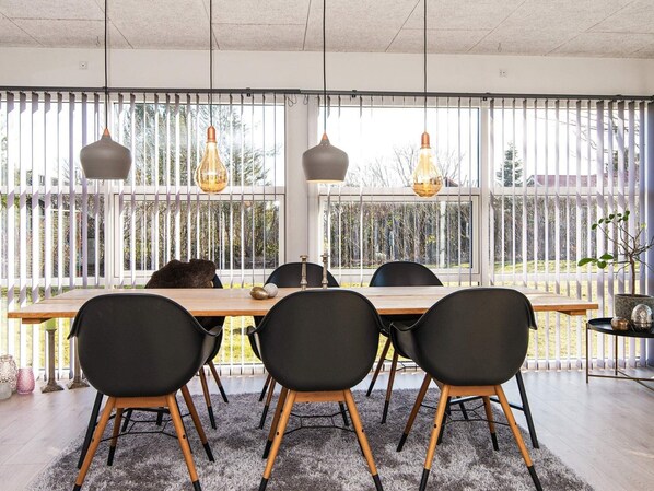 House | Dining