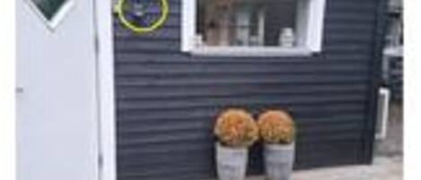 House | Exterior detail