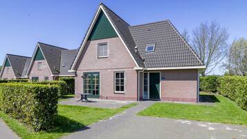 Villa | Exterior