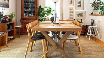 House | Tempat makan