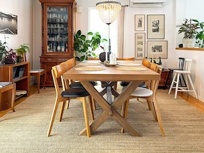 House | Tempat makan