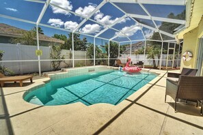 Pool - 3214 W Bay Ave · Relaxing Retreat:Poolside Escape (Tampa)