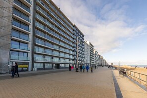Apartment | Exterior - Studio With Terrace and sea View (Middelkerke)
