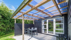 House | Exterior - 4 Star Holiday Home in Tarm (Tarm)