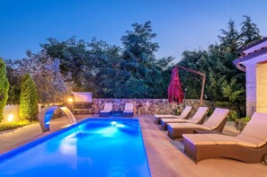 Outdoor pool - Villa Delle Rondini (Marcana)