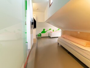 15 bedrooms, individually furnished, bed sheets - Holiday Home in Durbuy Near Adventure Valley (Durbuy)