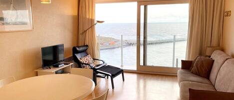 Apartment | Living room