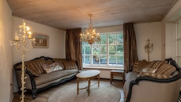 House | Living area
