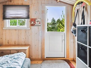 House | 4 bedrooms - 6 Person Holiday Home in Nykobing Sj (Nykobing Sjaelland)