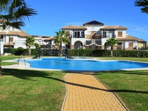 Maison | Piscine | Piscine extérieure, piscine chauffée