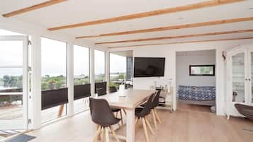 House | Dining