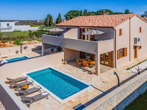 Pool - Family Villa With Pool, Wellness (Vodnjan)