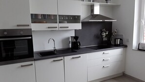 Uklassifisert bilde, 4 av 21, knapp