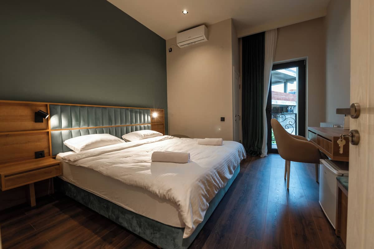 Luxe beddengoed, Select Comfort-bedden, een minibar, geluiddichte muren
