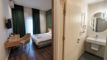 Biancheria da letto di alta qualità, materassi Select Comfort, minibar