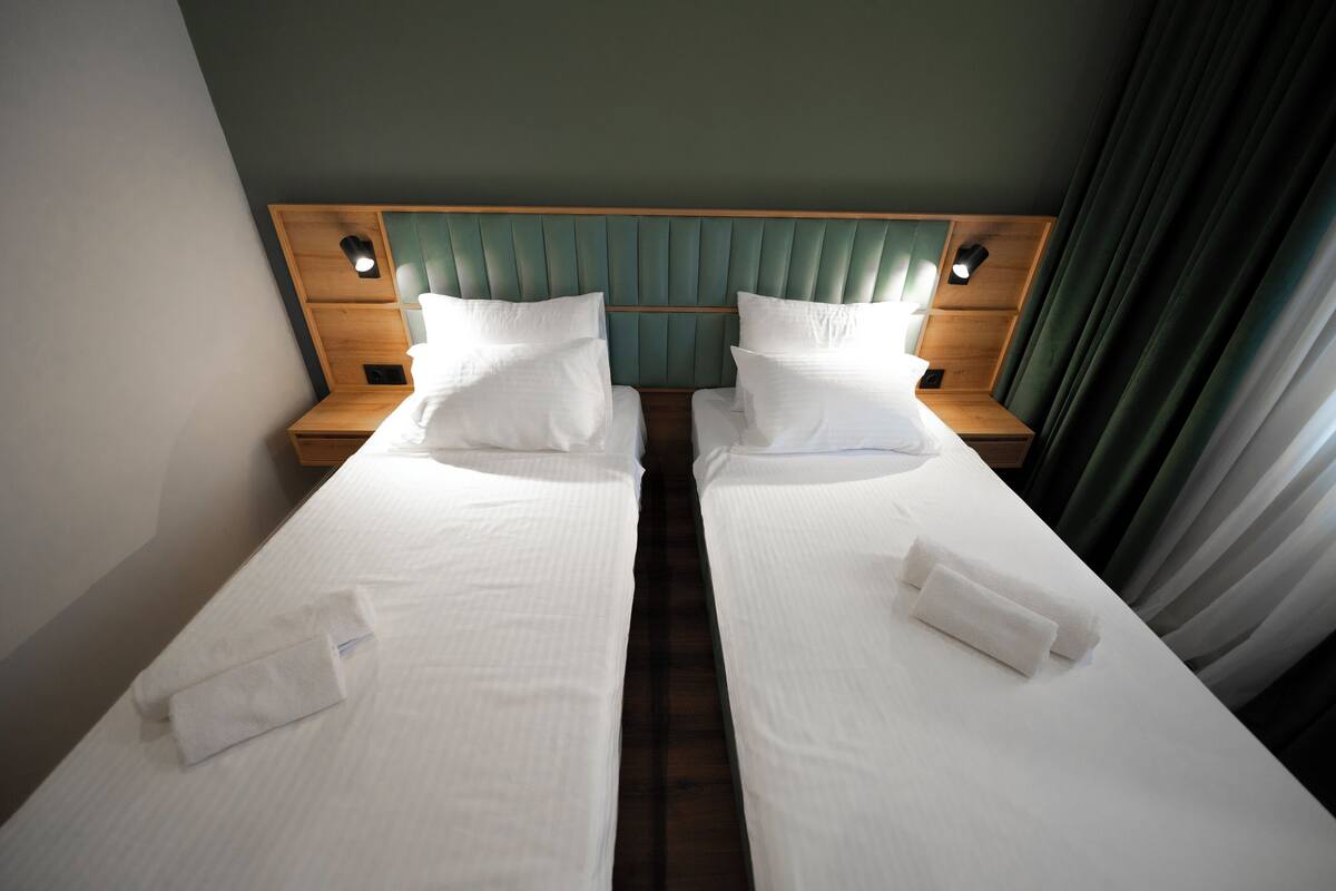 Luxe beddengoed, Select Comfort-bedden, een minibar, geluiddichte muren