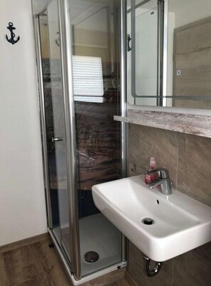 House | Bathroom - Sunset - Flip-flop Comfortable Vacation Home (Büsum)