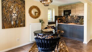 Dining - Jewel by the sea "tiger's Eye" (Bad Zwischenahn)