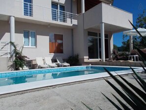 Apartment | Pool - Apartments Villa Dona - Superior Double Room (Vela Luka)