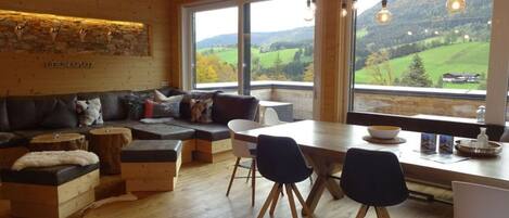 ชาเลท์ | บริเวณนั่งเล่น