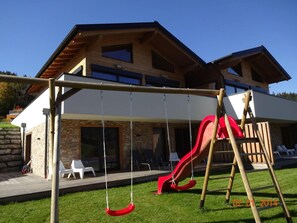 Chalet | Children's area