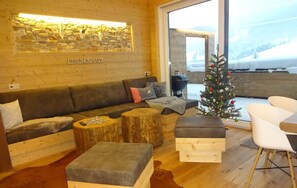 Chalet | Living room - Huttenzauber 3 Comfortable Holiday Residence (Annaberg-Lungoetz)