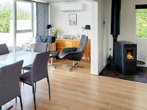 House | Dining - 10 Person Holiday Home in Vestervig (Vestervig)