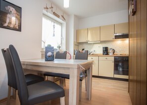 Apartment | Dining - Ruhig Gelegenes Appartement in Niedersfeld (Winterberg)