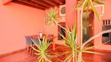 House | Balcony