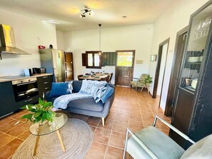 Villa | Private kitchen | Coffee/tea maker, toaster, highchair - Villa in Malaga, Private Pool and sea View (Cartama)