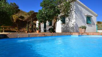 Villa | Pool | Indoor pool, outdoor pool