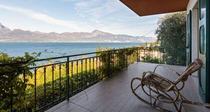 Villa in Torri del Benaco With Lake Garda Views