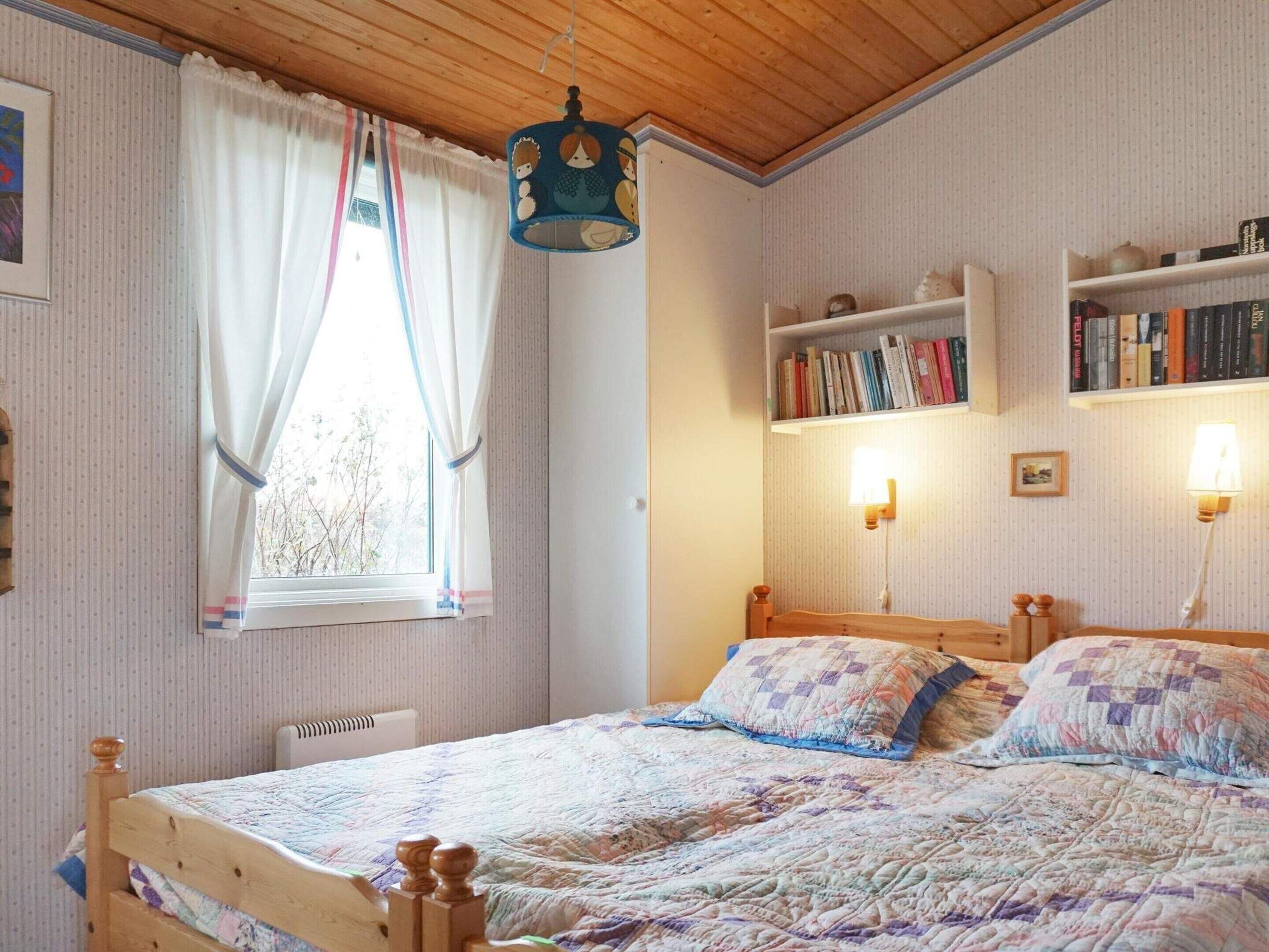 3 bedrooms, individually furnished