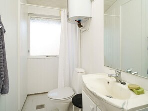 House | Bathroom