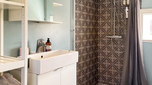 House | Bathroom - 5 Person Holiday Home in Paryd (Påryd)