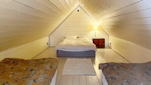 House | 2 bedrooms, individually furnished - 5 Person Holiday Home in Paryd (Påryd)