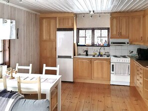 House | Private kitchen - 5 Person Holiday Home in Jadraas-by Traum (Jädraås)