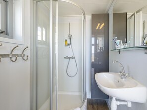 Bathroom - Beach House in Julianadorp With Sea Views (Julianadorp)