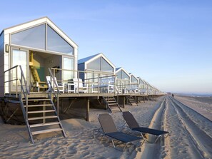 House | Exterior - Beach House in Julianadorp With Sea Views (Julianadorp)