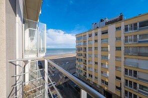 Apartment | Property grounds - Apartment With 2 Bedrooms and sea View (Middelkerke)