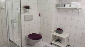 Apartemen | Kamar mandi | Handuk