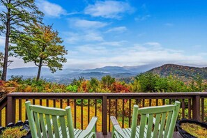 Property grounds - Raccoon Ridge: 4BR*Hot Tub*Incredible Views+Privacy! Pet Friendly (Cosby)